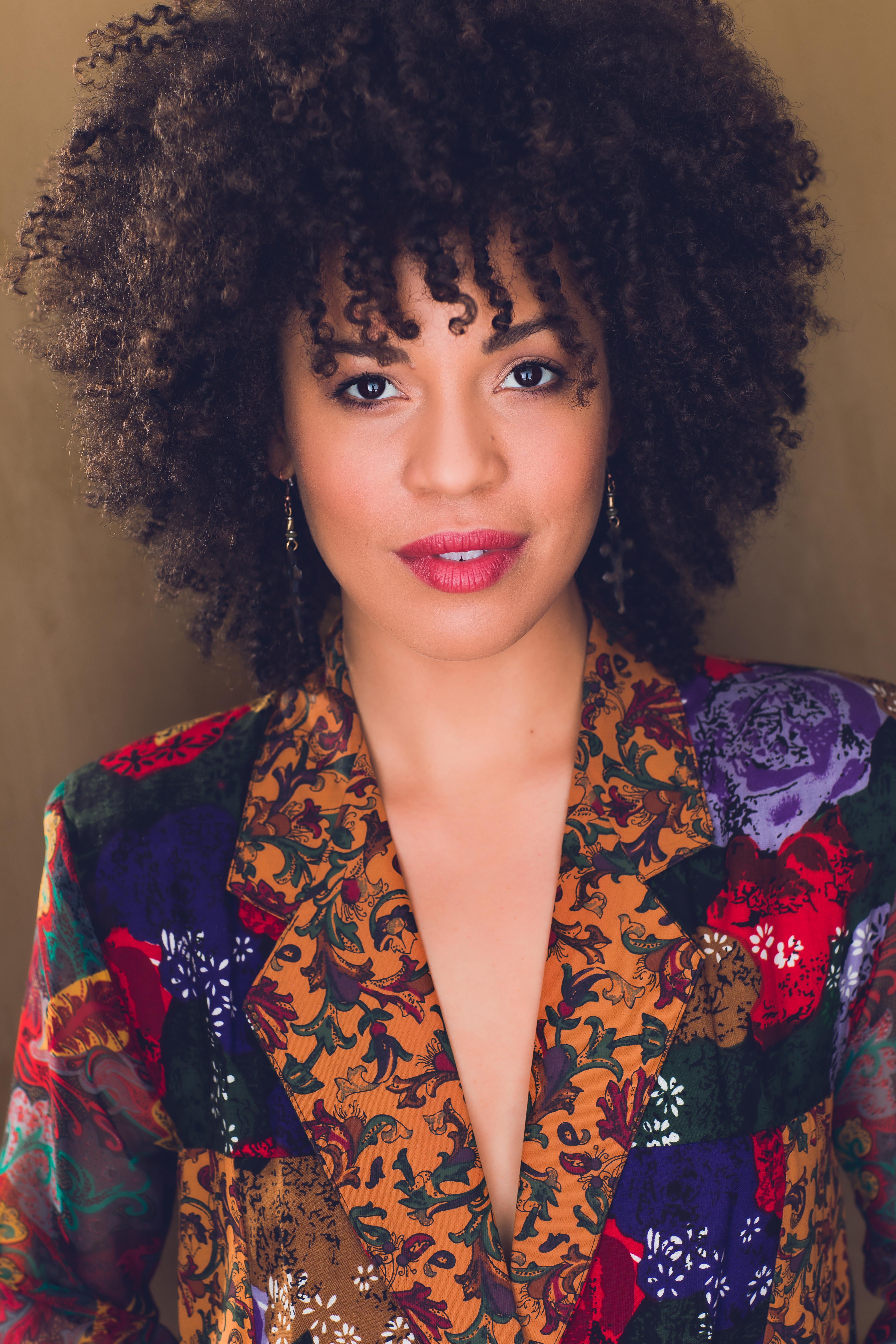 actor Sasha Hutchings large photo