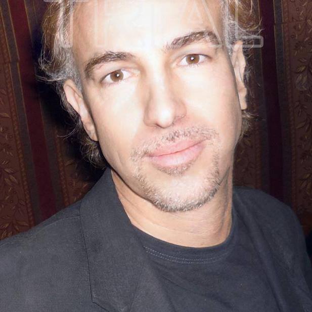 actor Benny Corral large photo