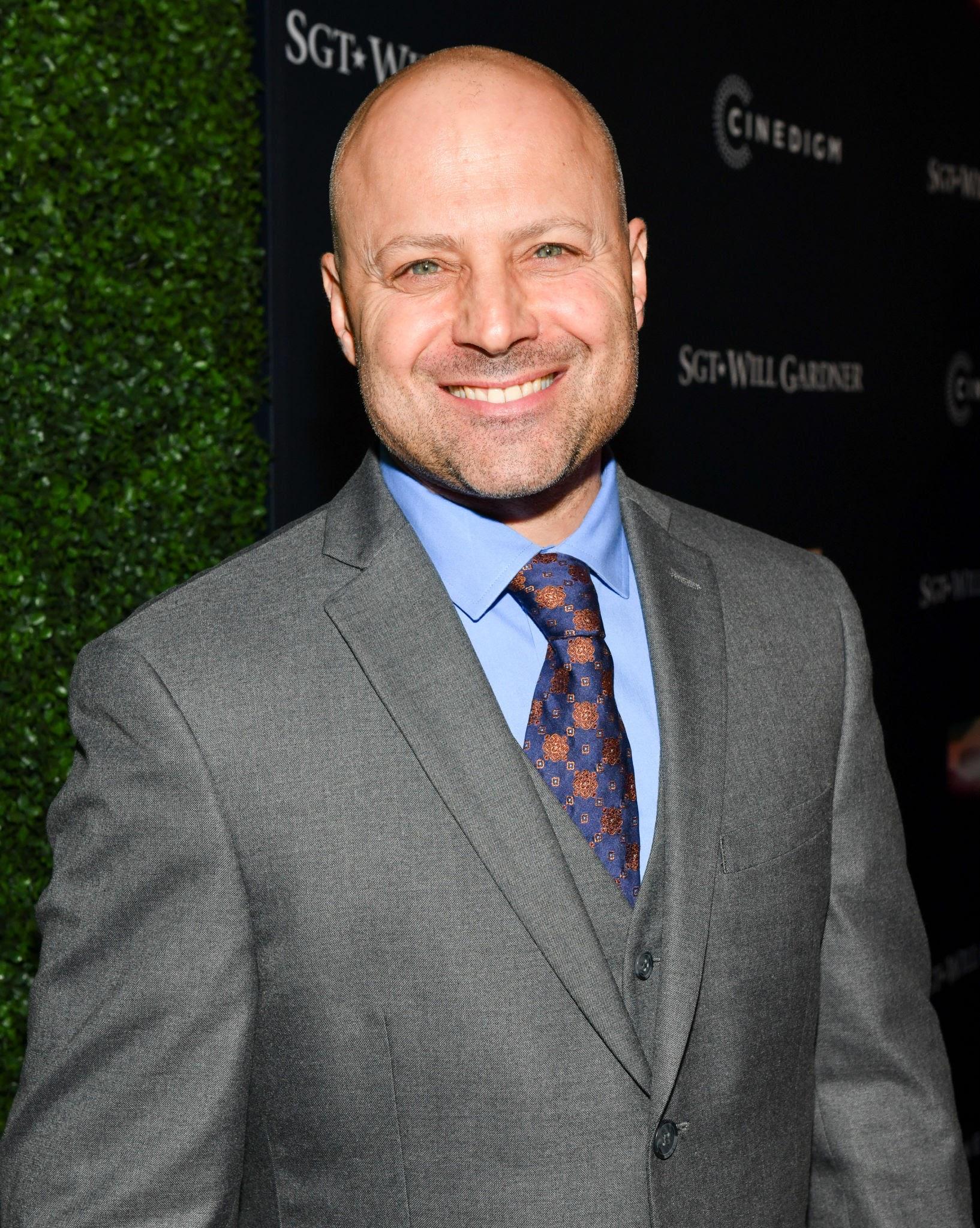 actor Jerry Della Salla large photo