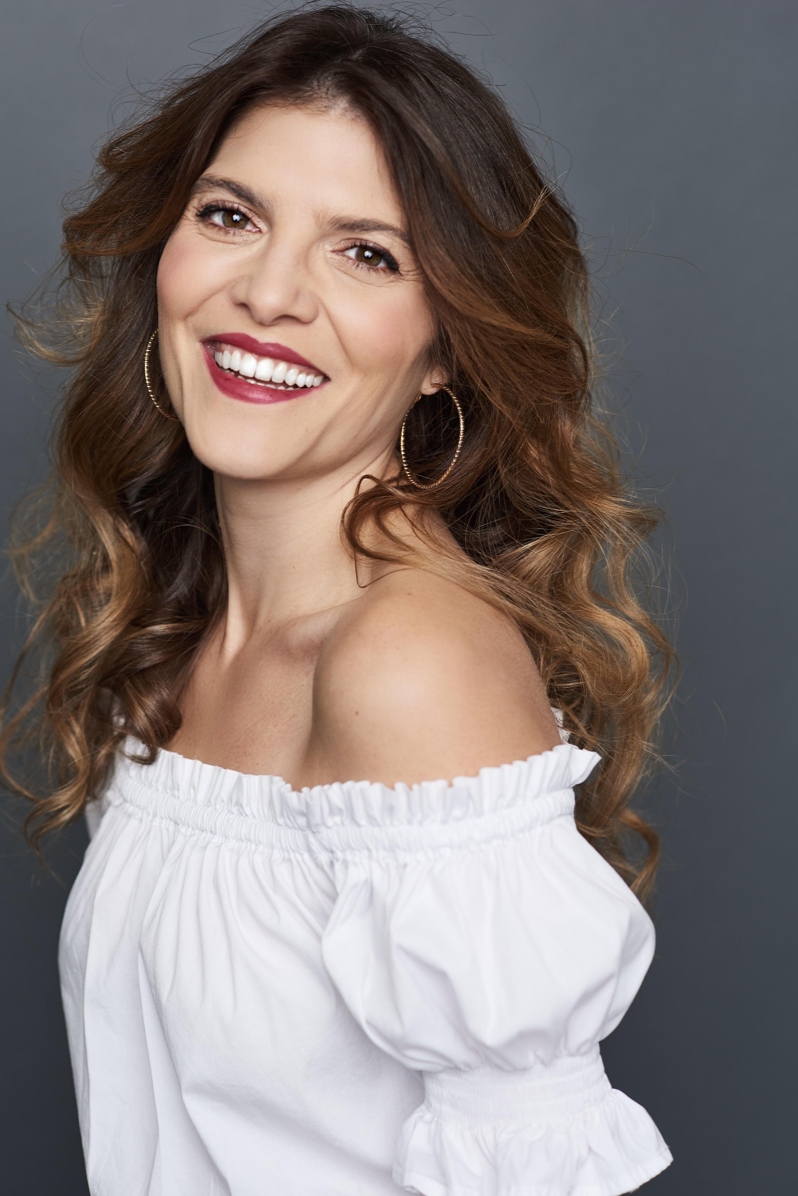 actor Federica Estaba Rangel large photo