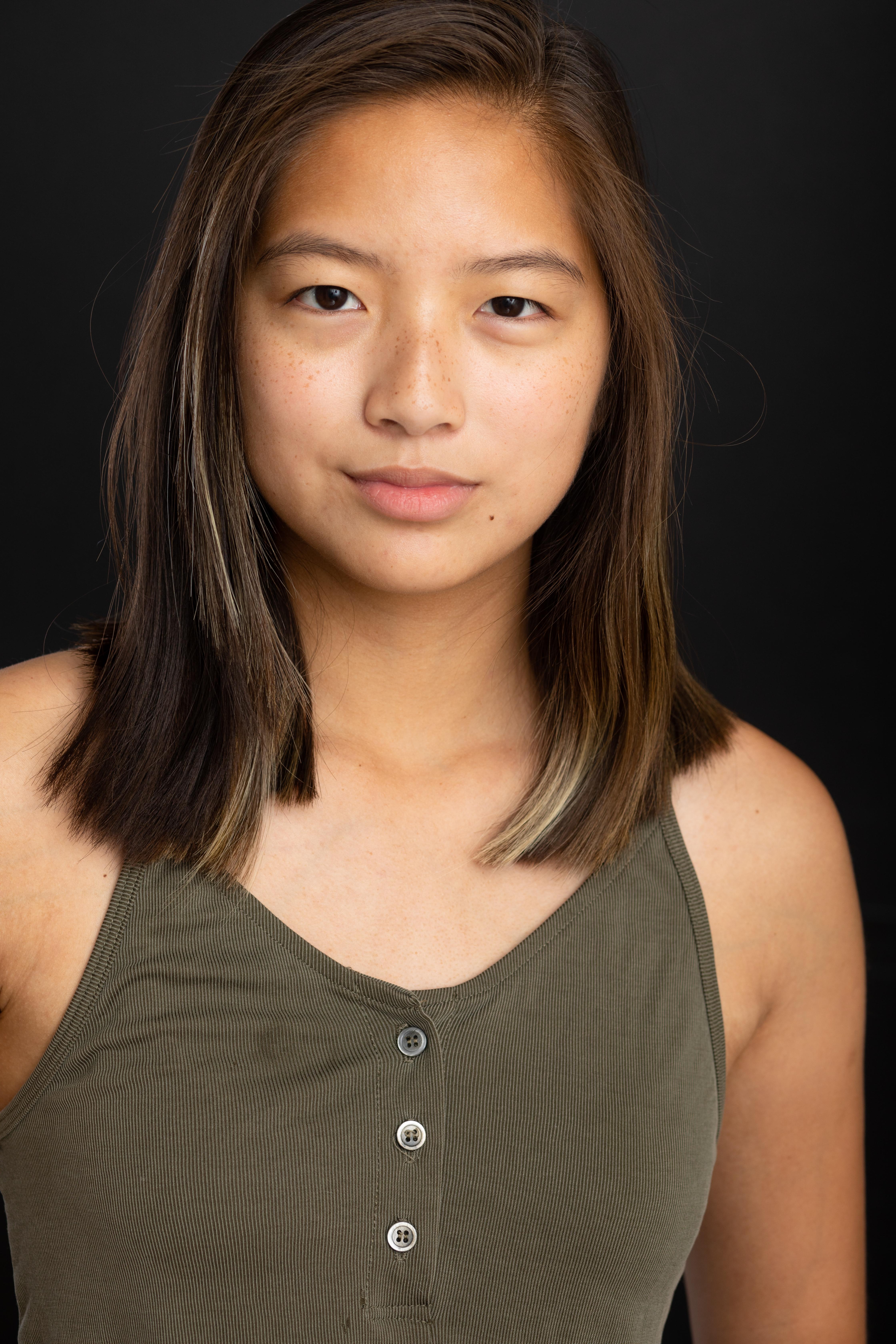 actor Mary Rose Neumeyer large photo