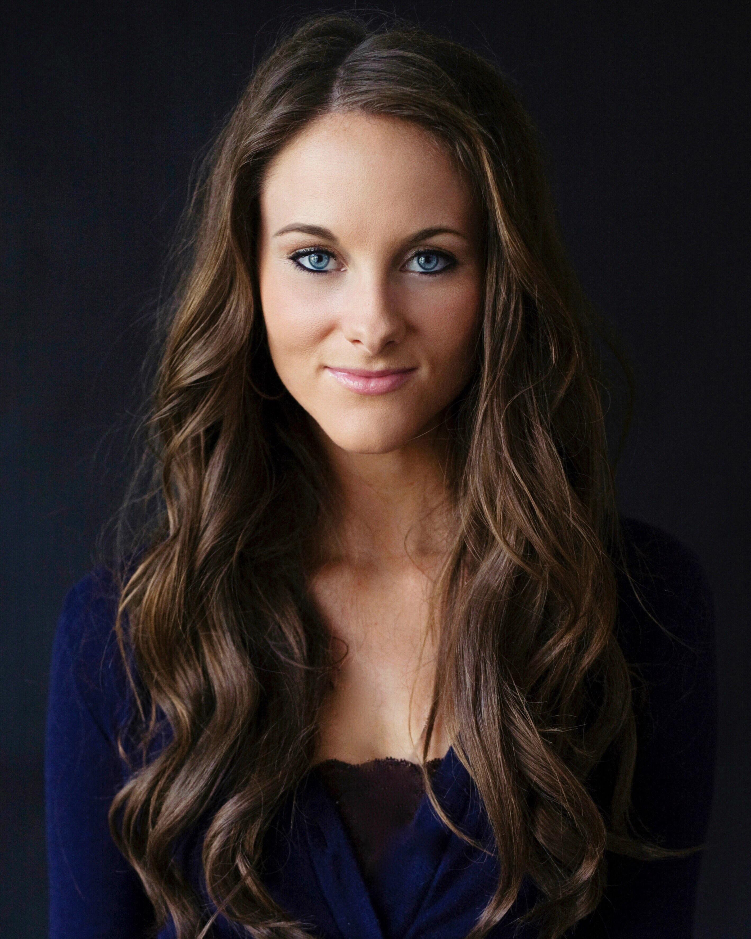 actor Kelsey Kupecky large photo