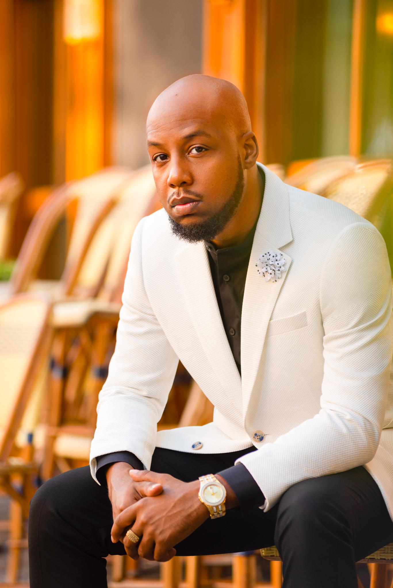 actor Shelton Foreman large photo