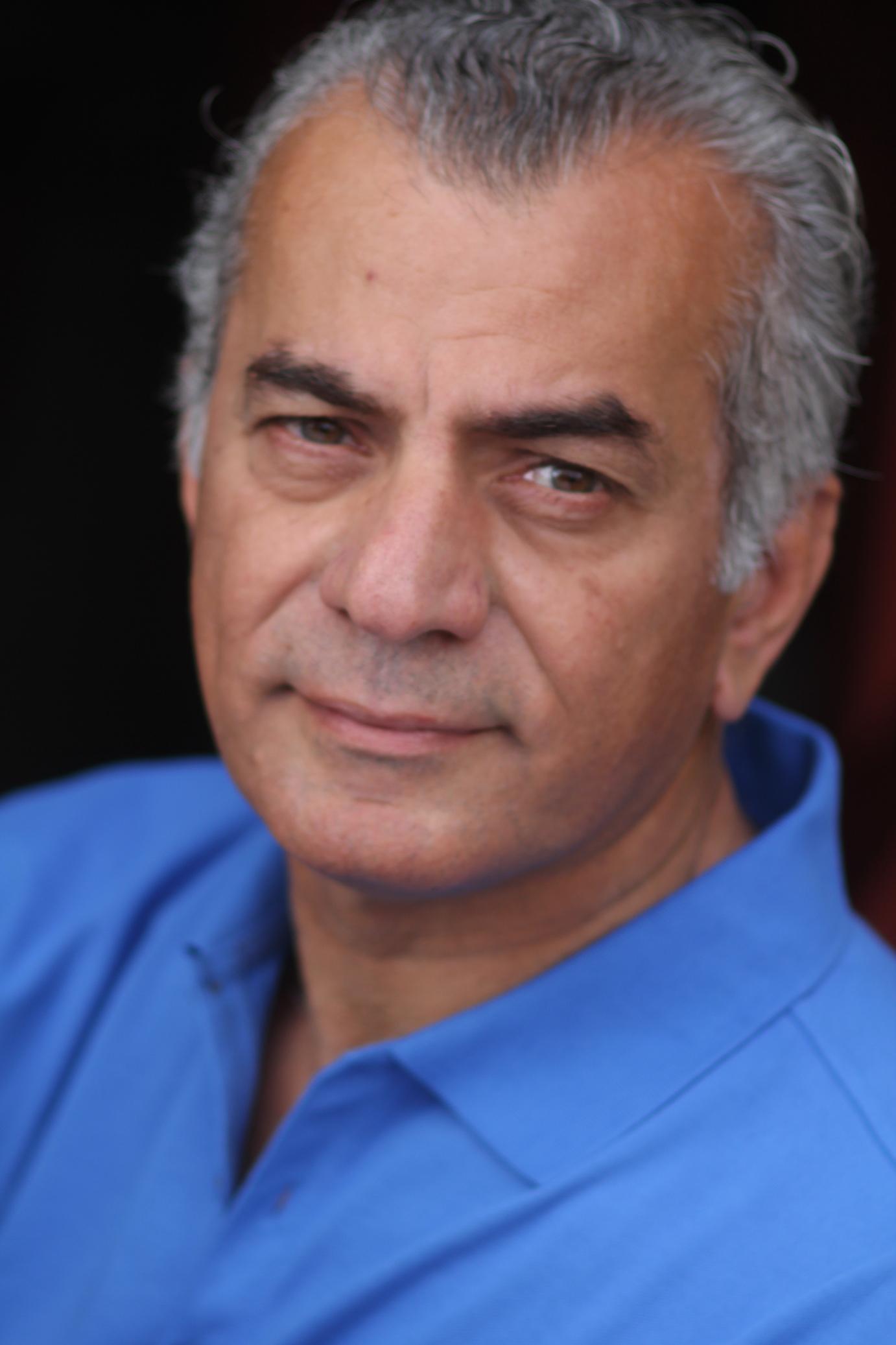 actor Sam Shoubber large photo