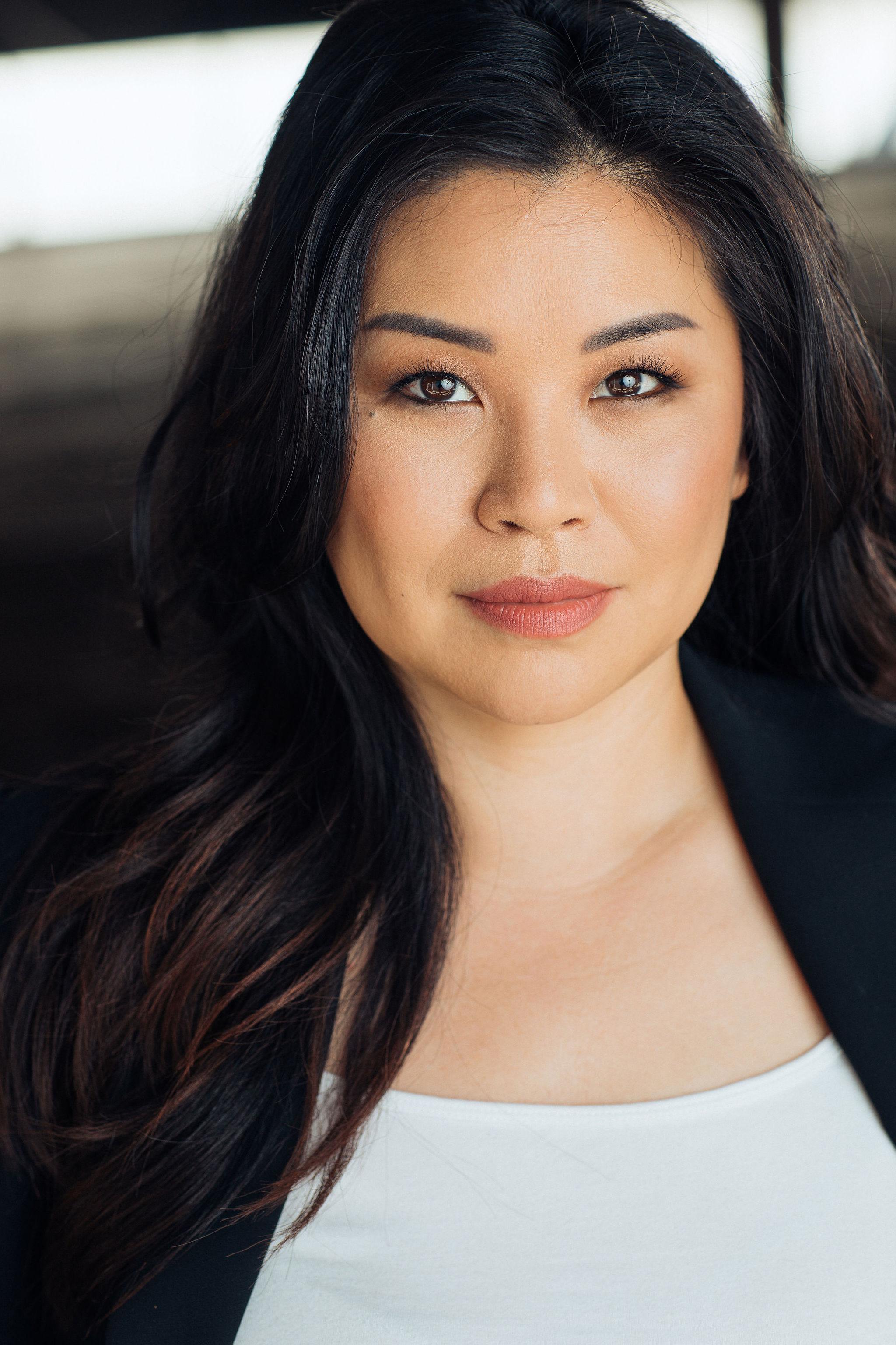 actor Nancy J. Lee large photo