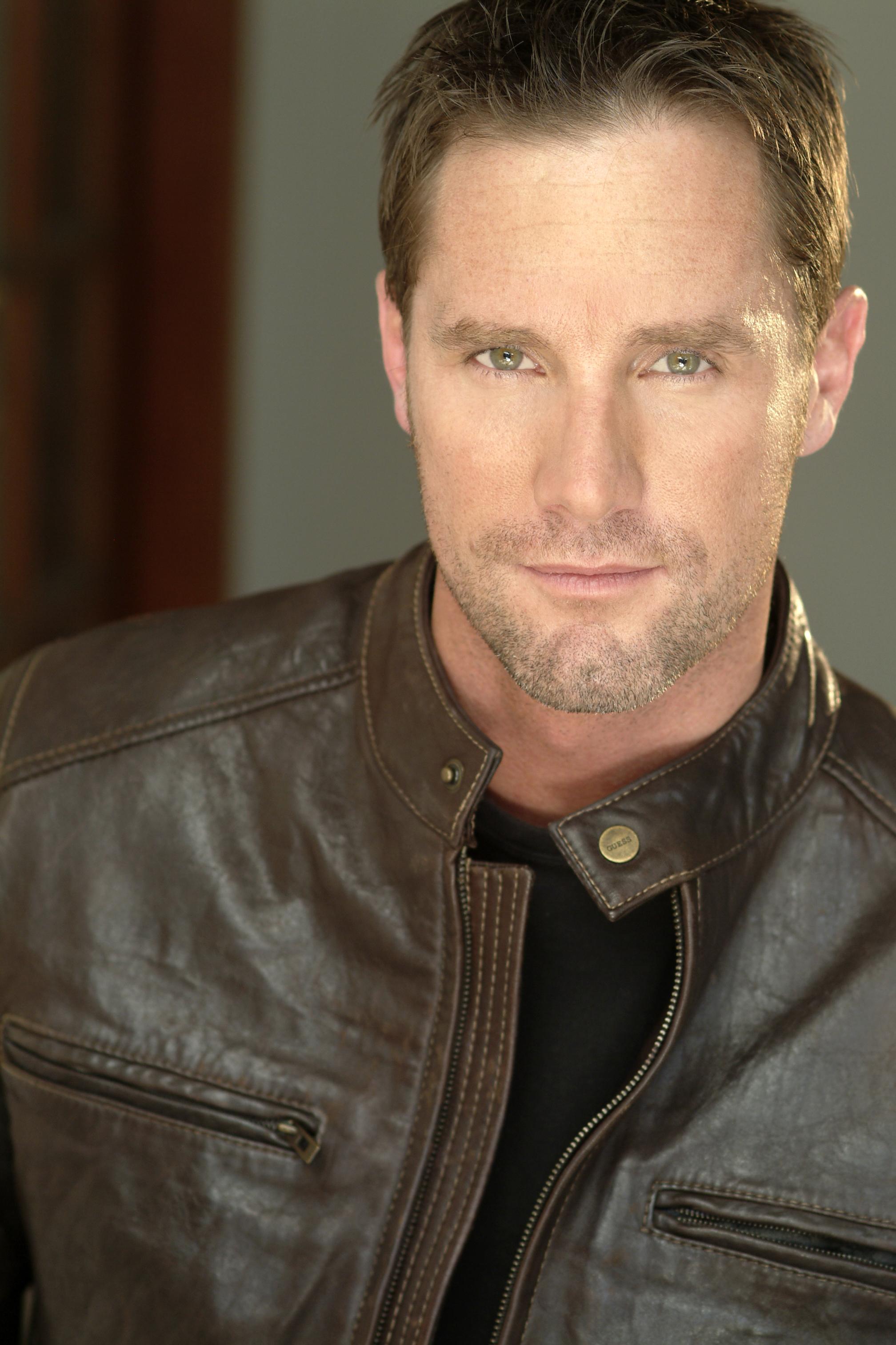 actor Christopher Stapleton large photo