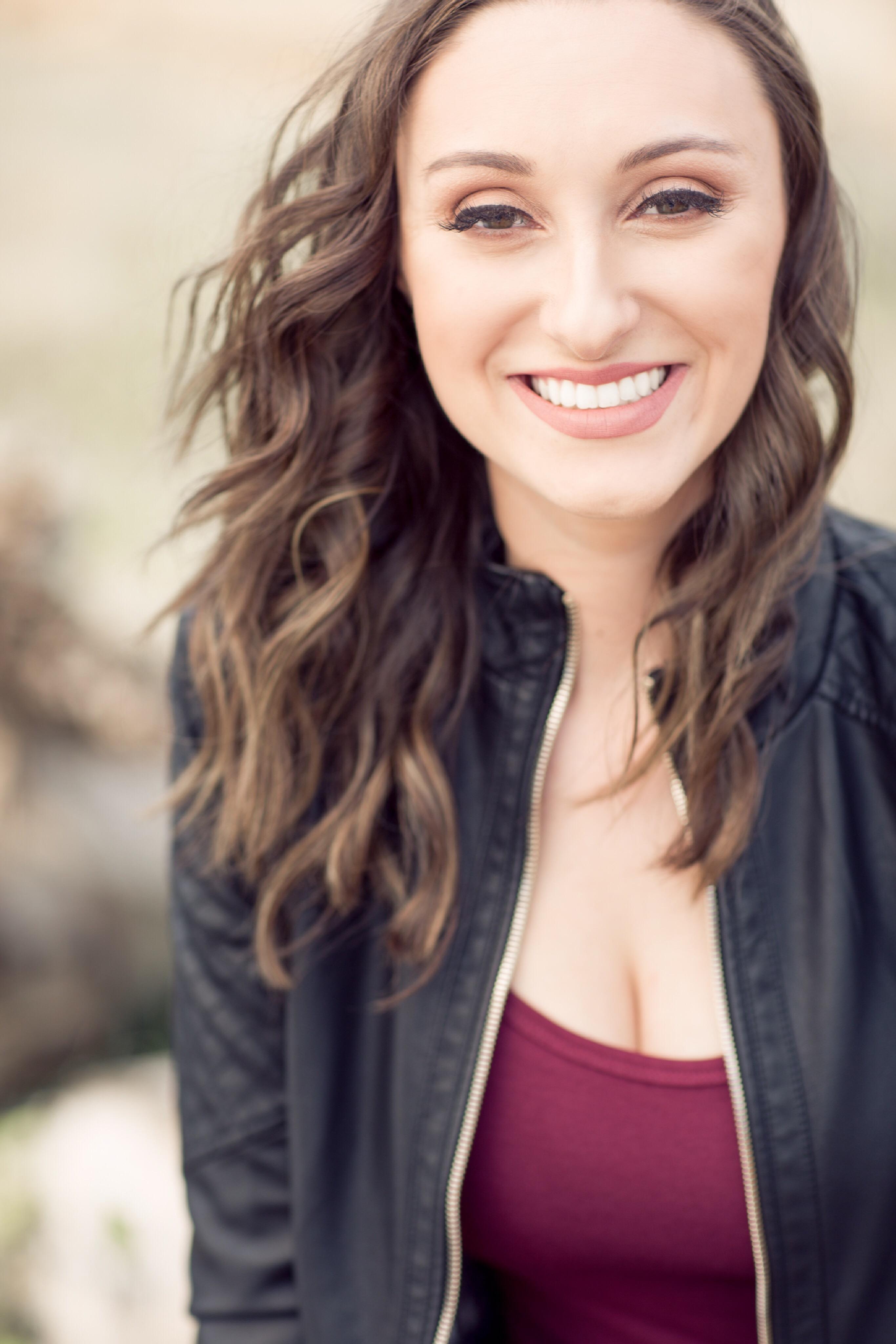 actor Stephanie Burke large photo