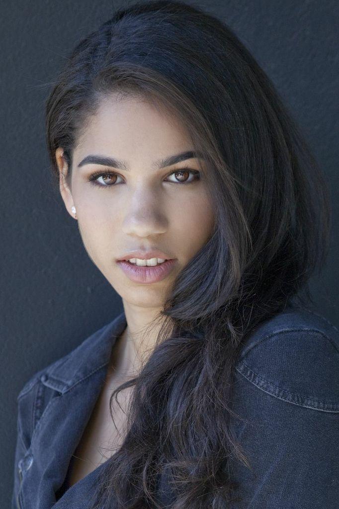 actor Kyla Kane large photo