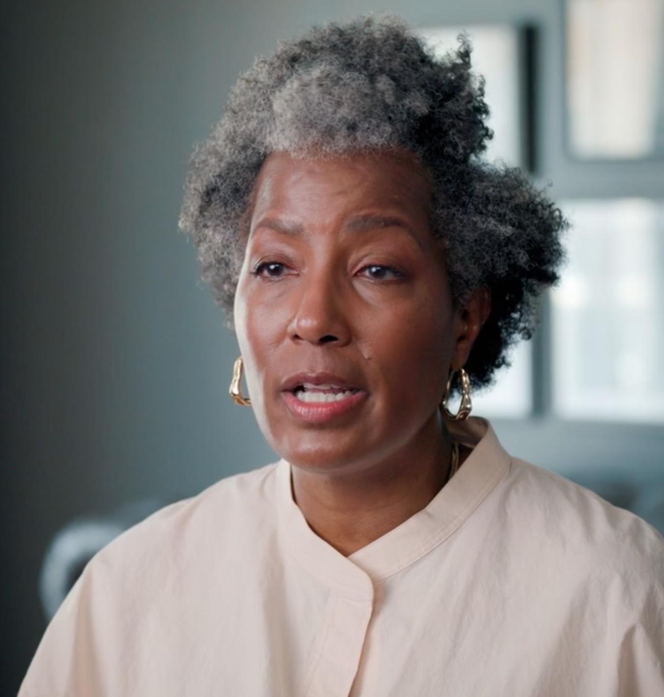 actor Monica Corbin large photo