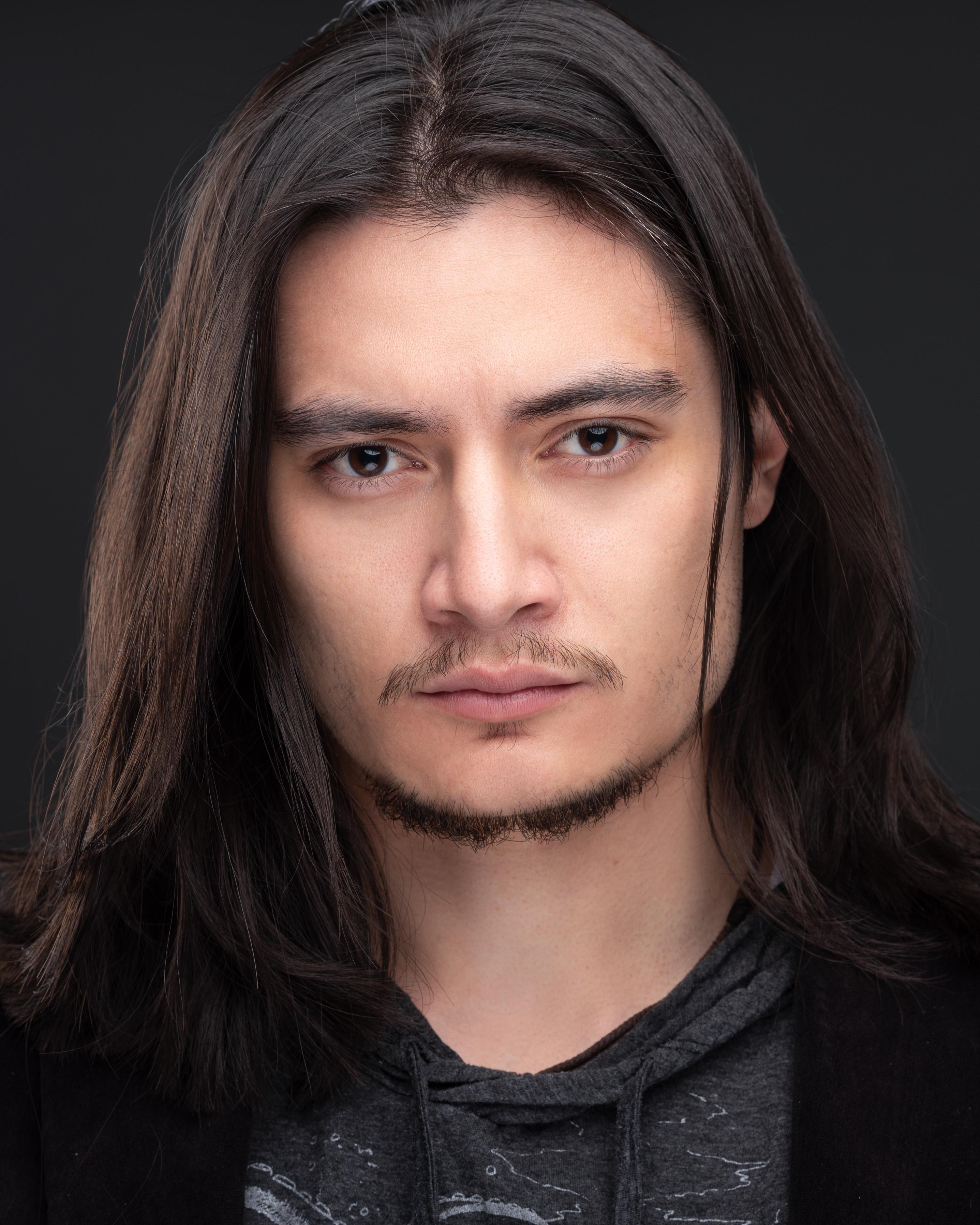 actor Skye Passmore large photo