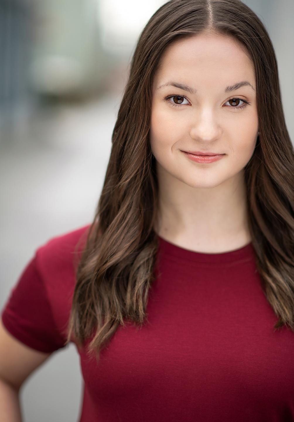 actor Alyssya Swales large photo