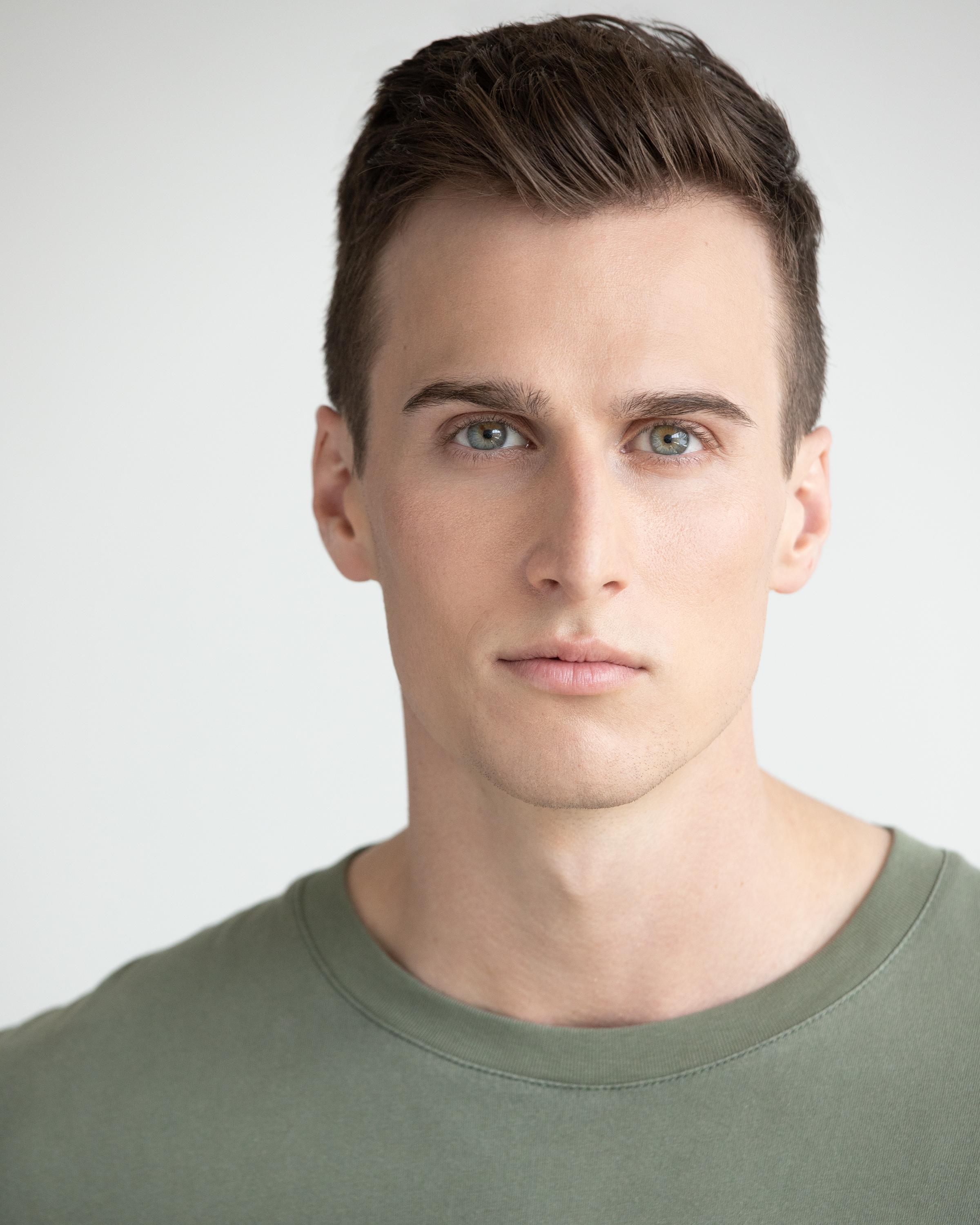 actor Michael Bianchi large photo