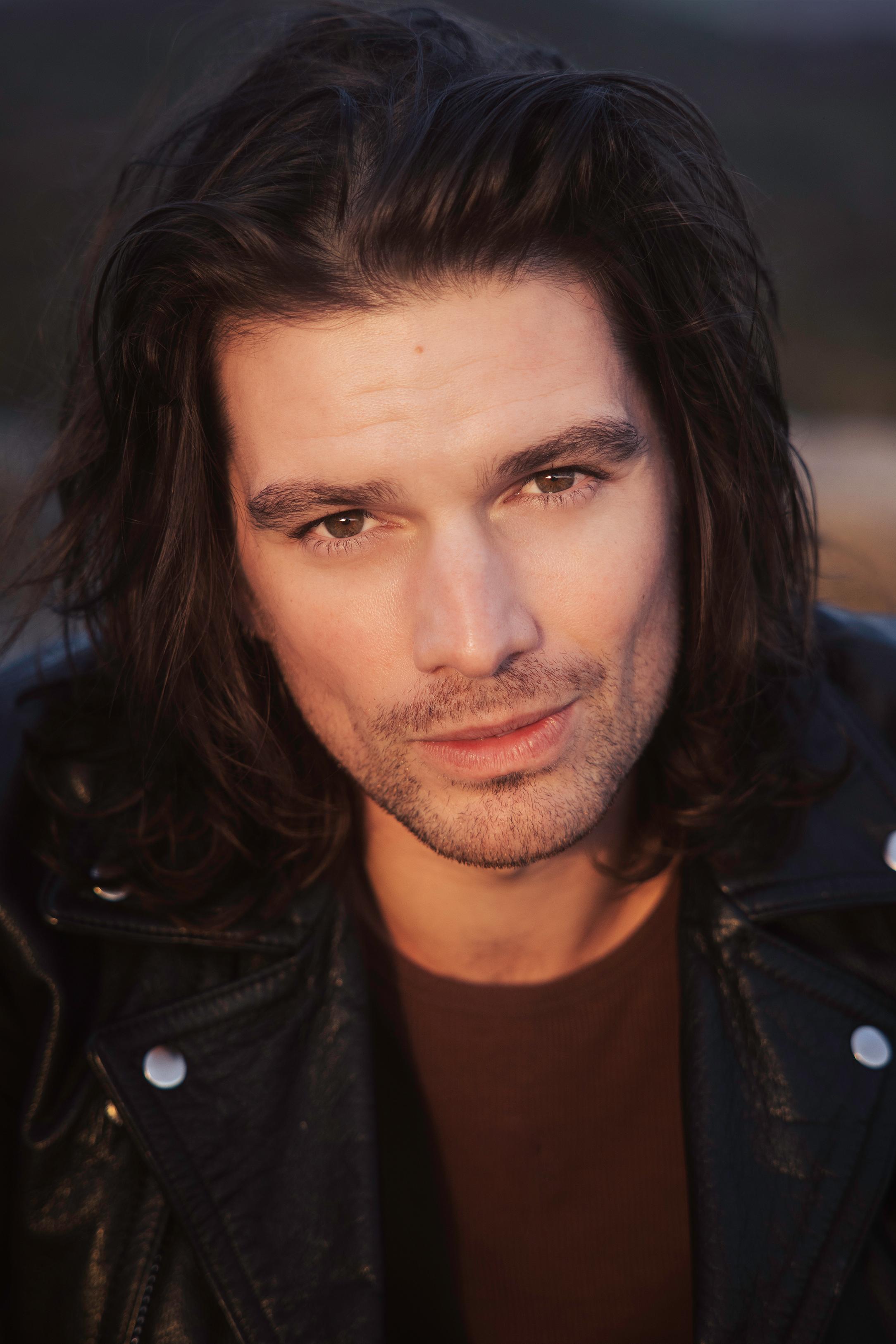 actor Jackson Gallagher large photo