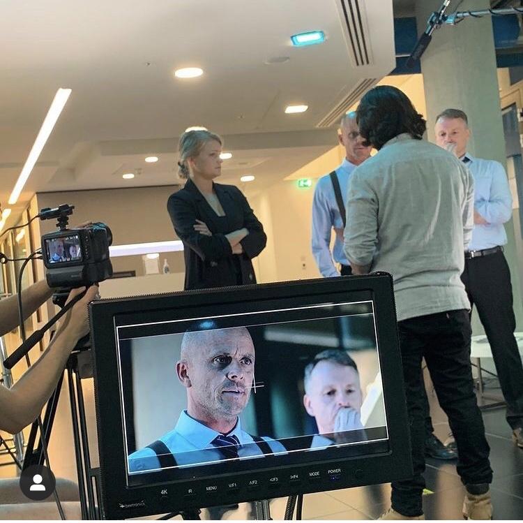 actor Jamie Robertson large photo