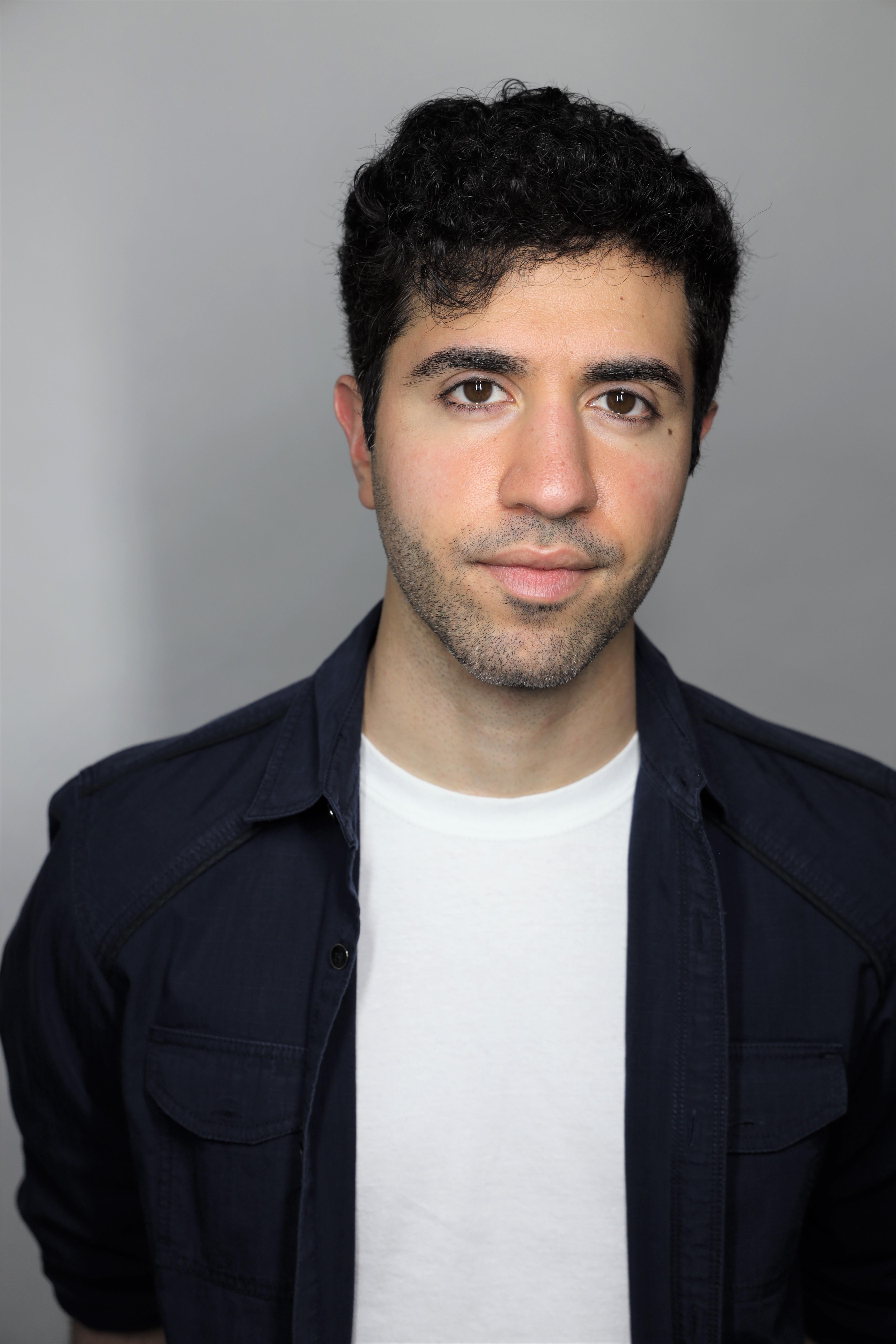 actor Sarkis Bakalyan large photo