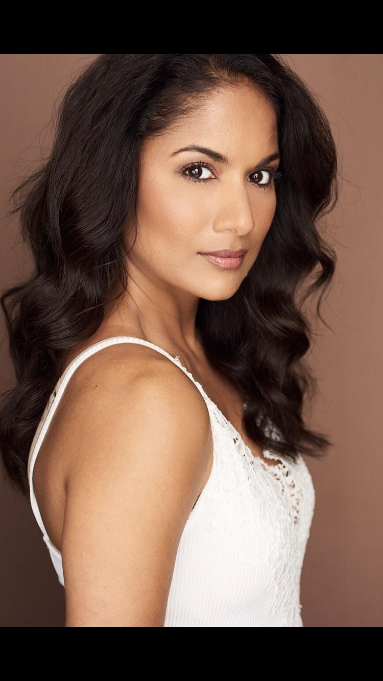 actor Holly Rokes large photo