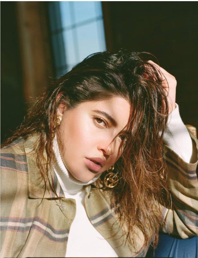 actor Denise Bidot large photo