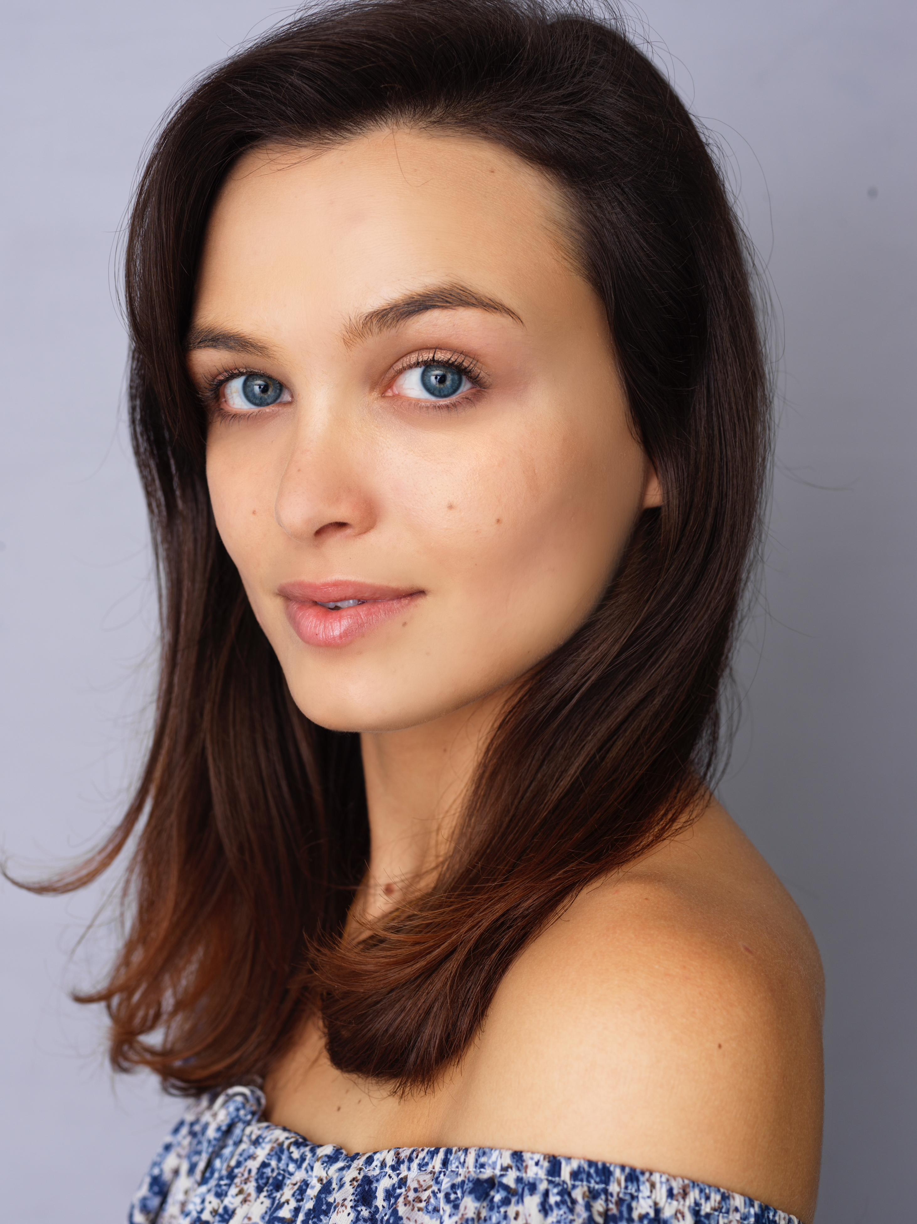 actor Clare Lefebure large photo