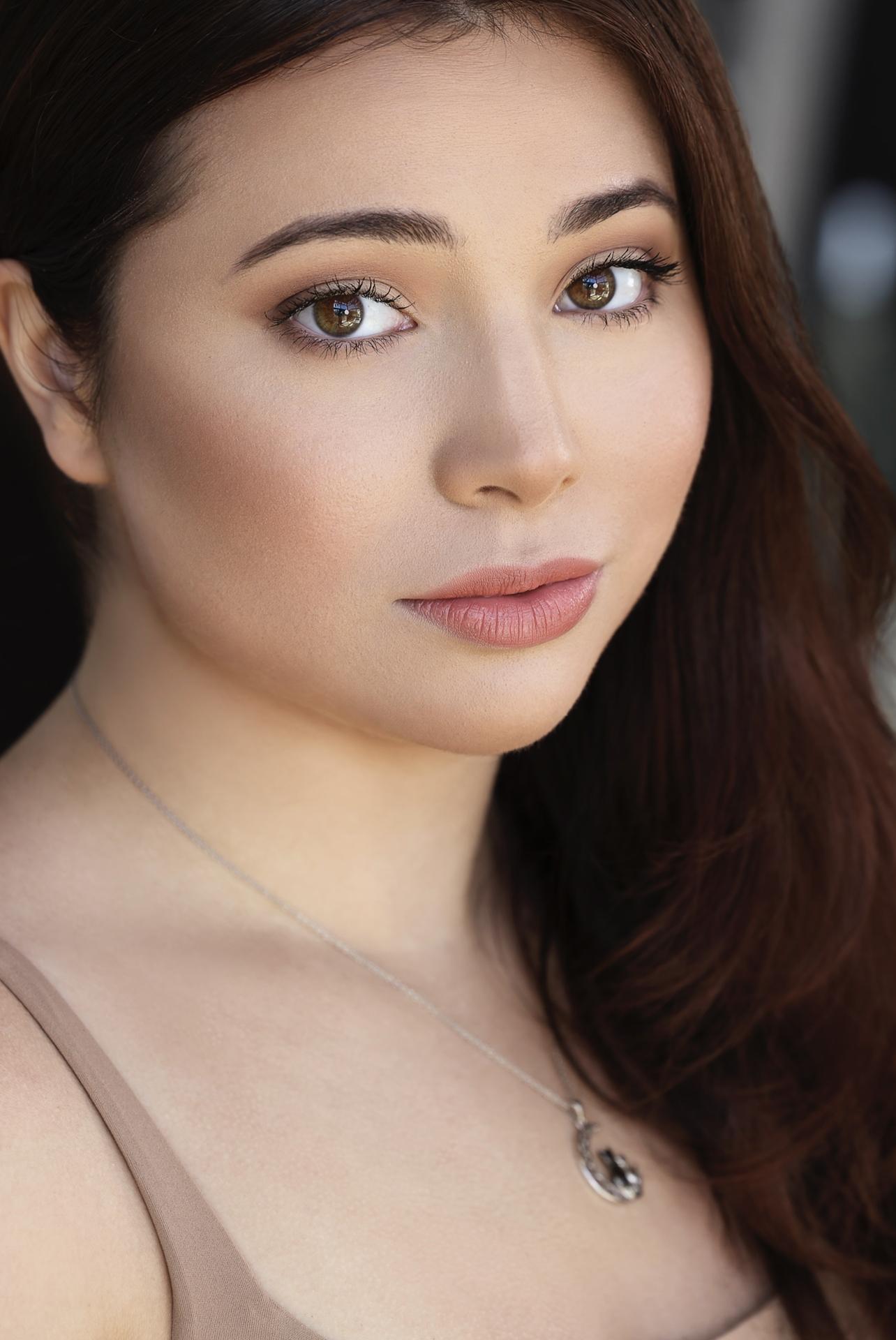 actor Melanie Frometa large photo