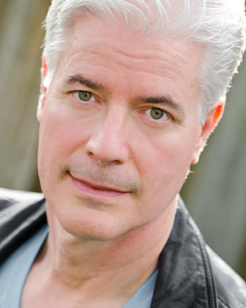 actor Tom Dodson large photo