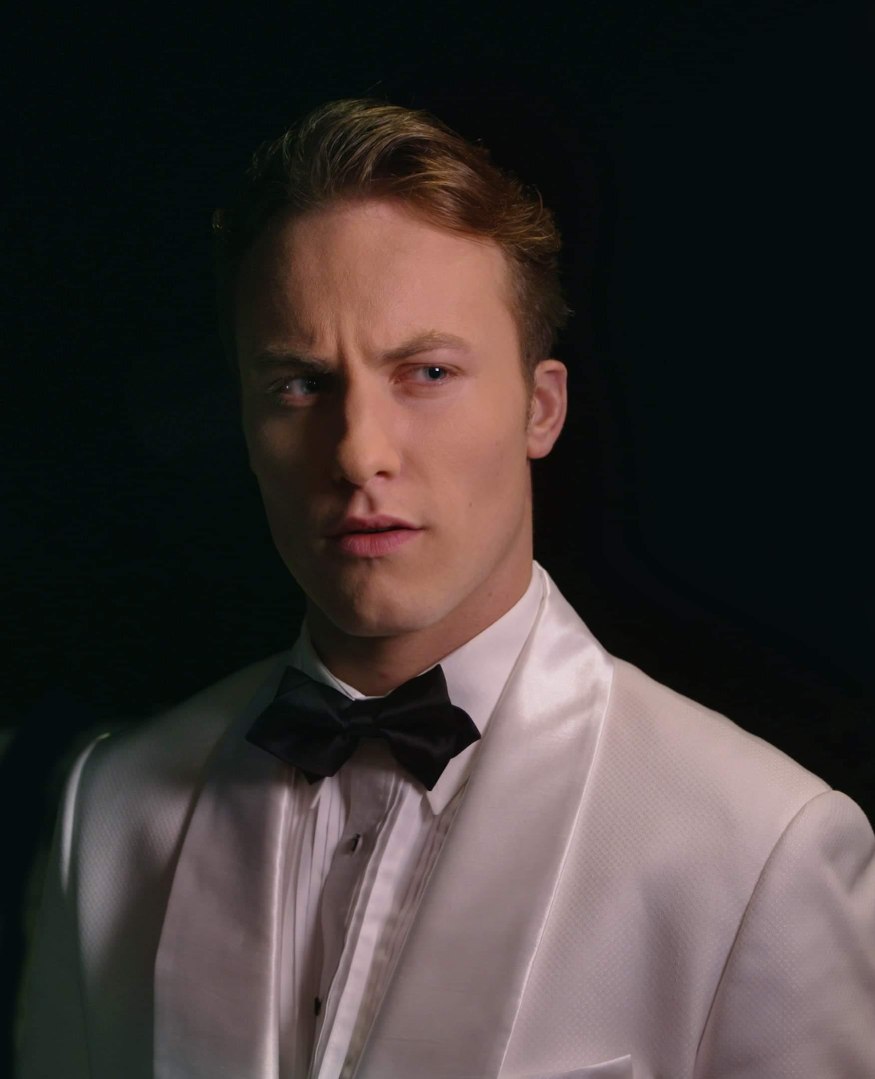 actor Ben Walton-Jones large photo