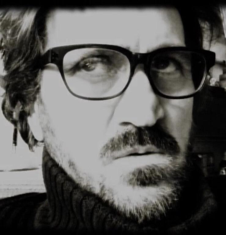 actor Daniel Vivian large photo