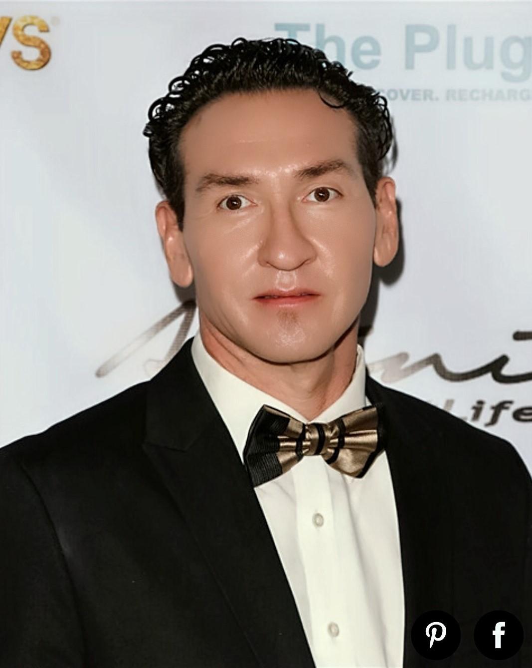 actor Robert Coffie large photo