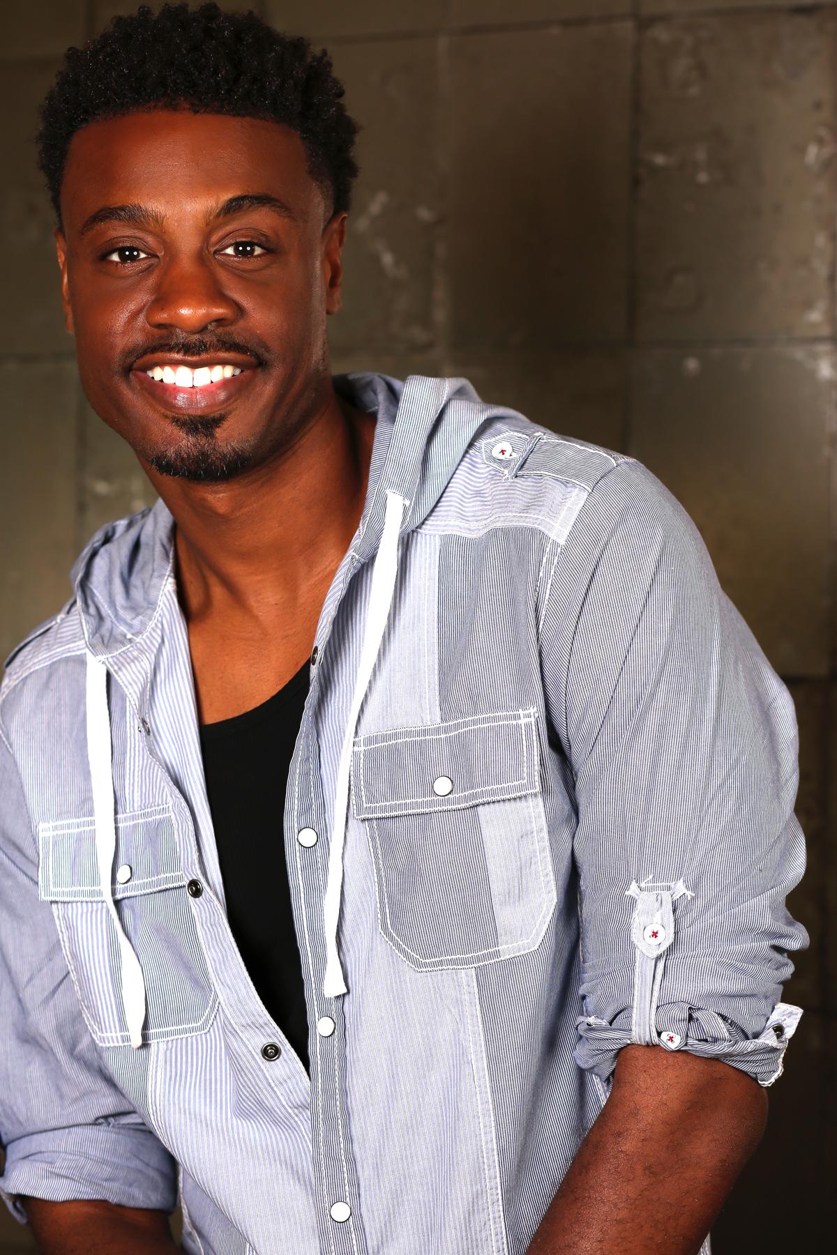 actor Juhahn Jones large photo