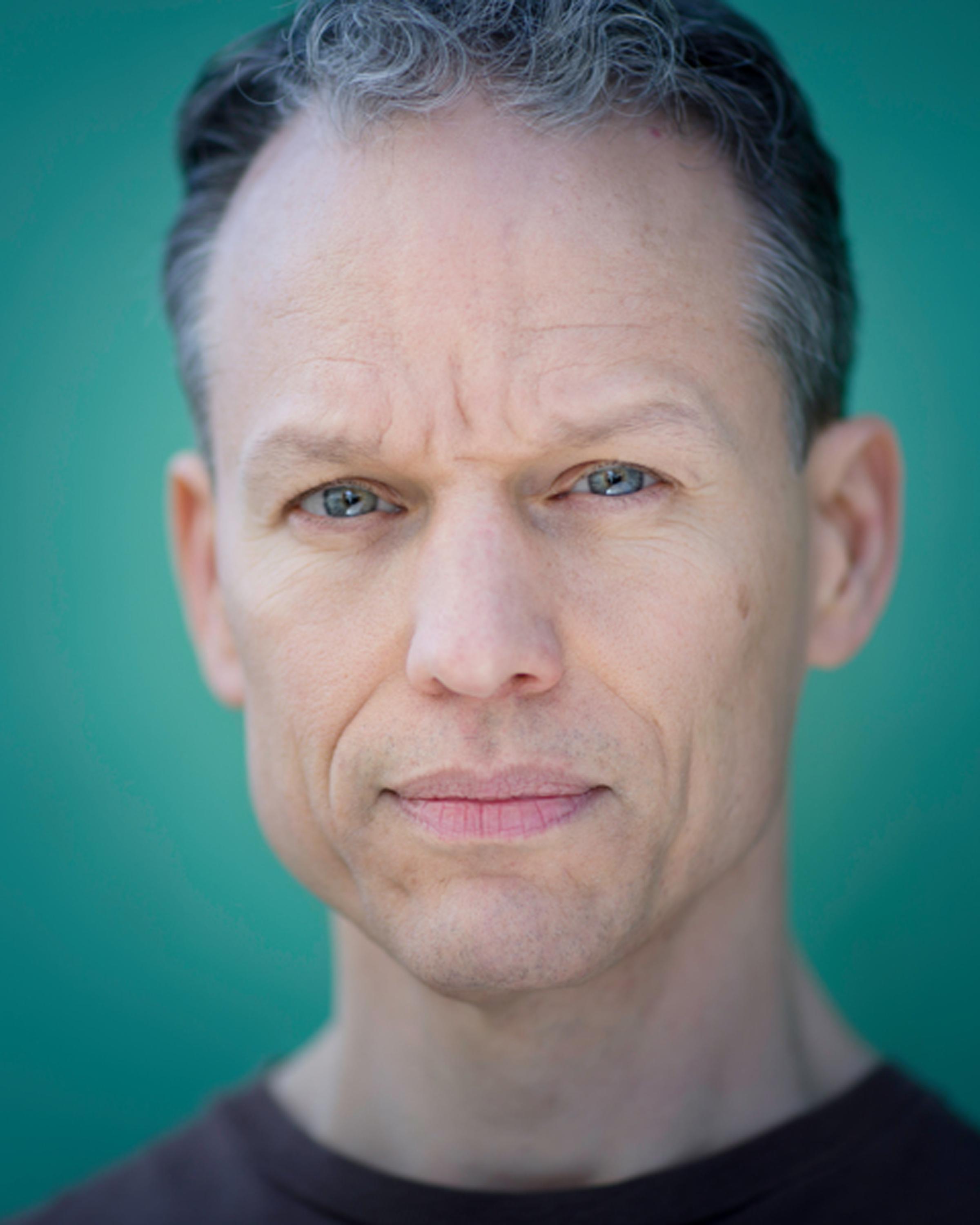 actor Erick Hayden large photo