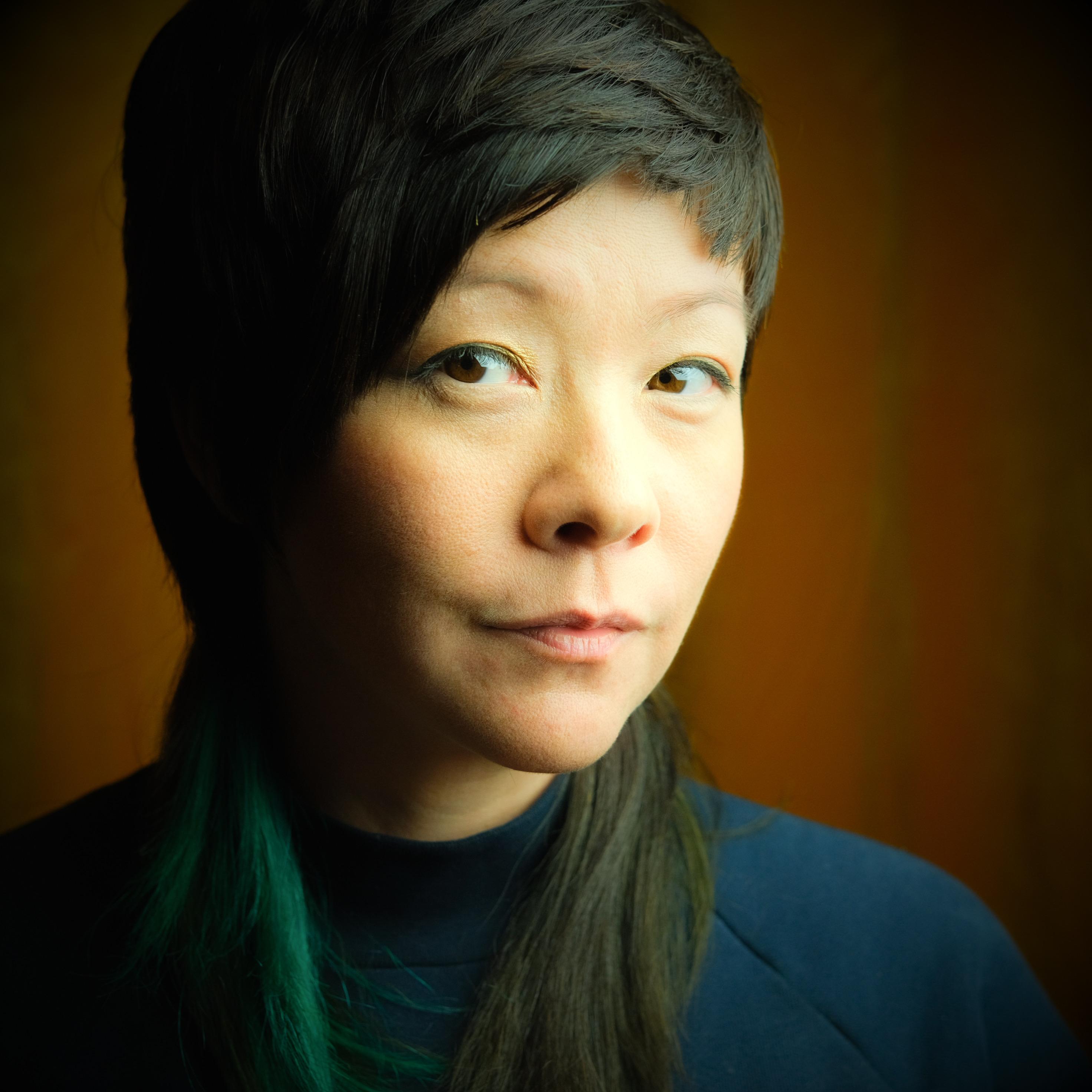 actor Emmi Chen large photo