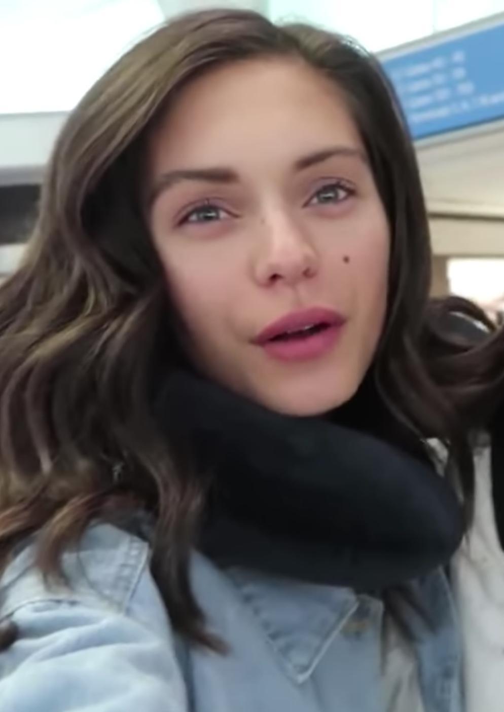 actor Alyssa Lynch large photo