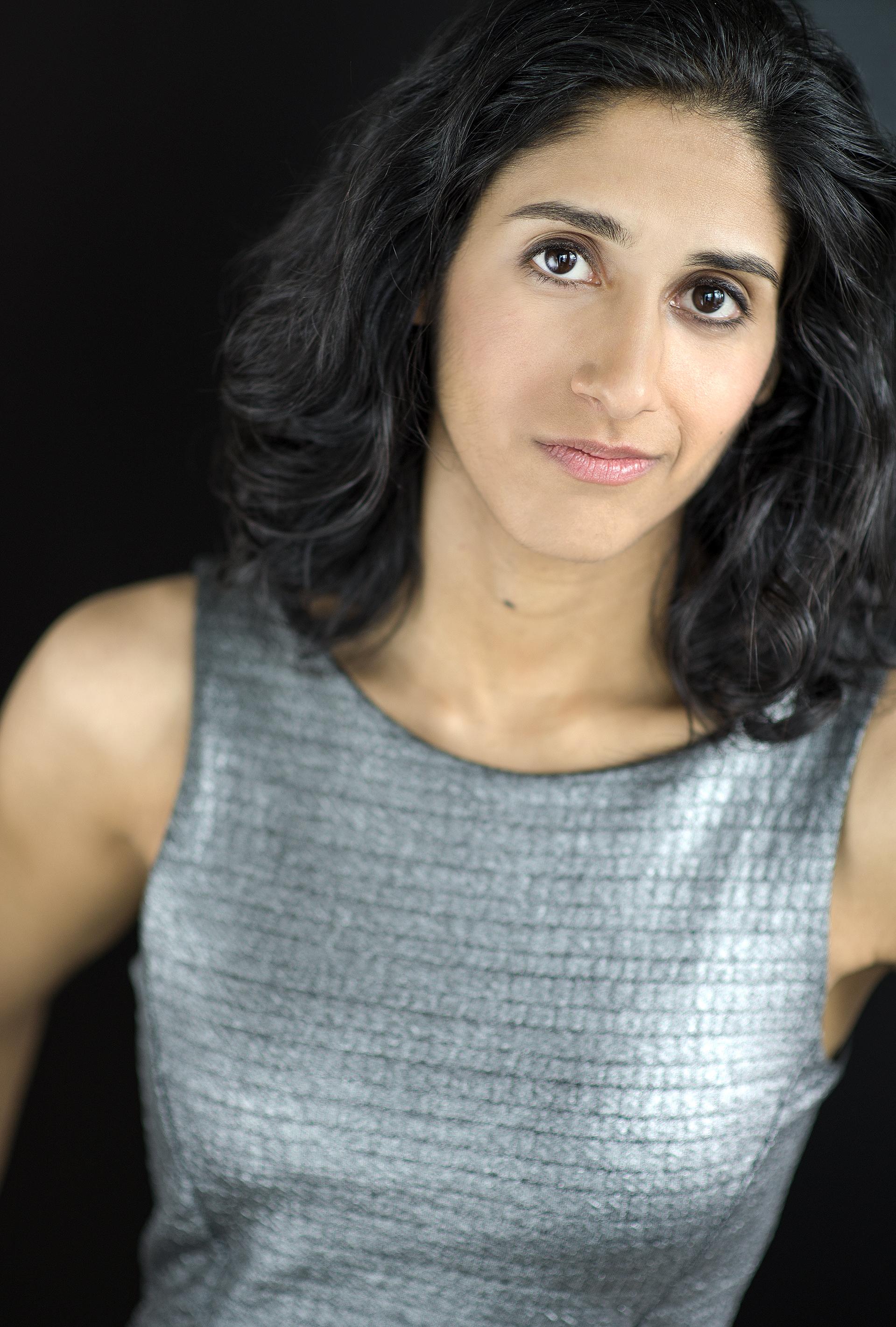 actor Asia Mattu large photo