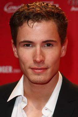 actor Martin Goeres large photo