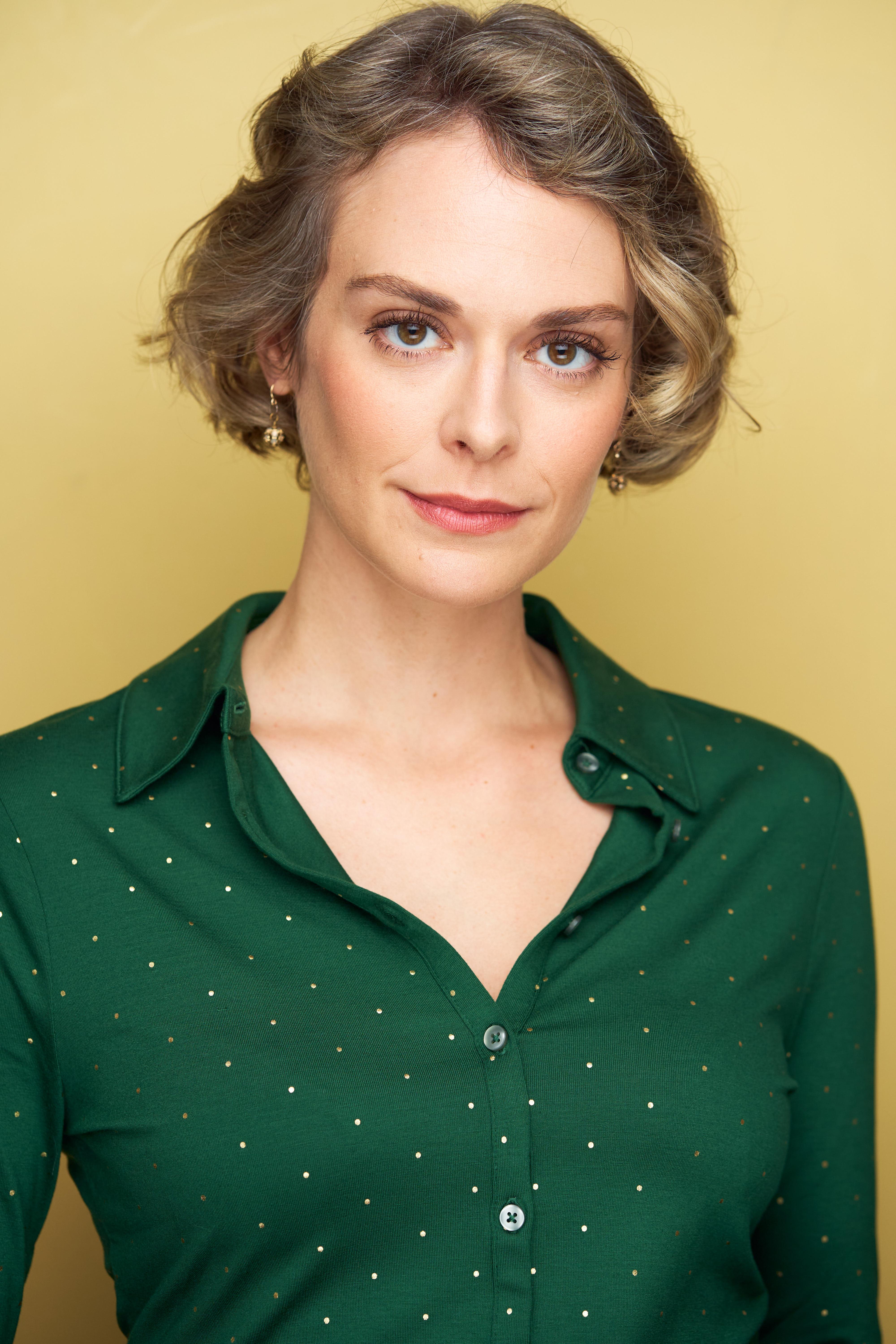 actor Christina Behnke large photo