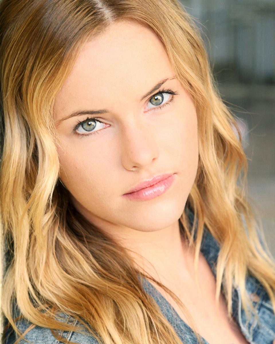 actor Lauren Greg large photo