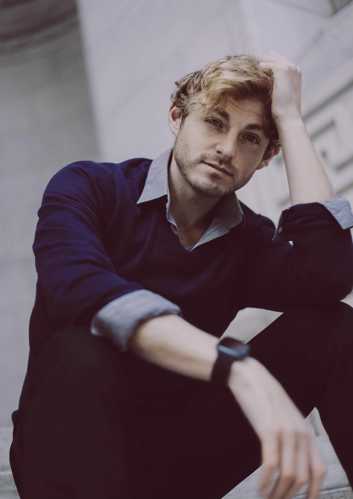 actor Chris Jehnert large photo