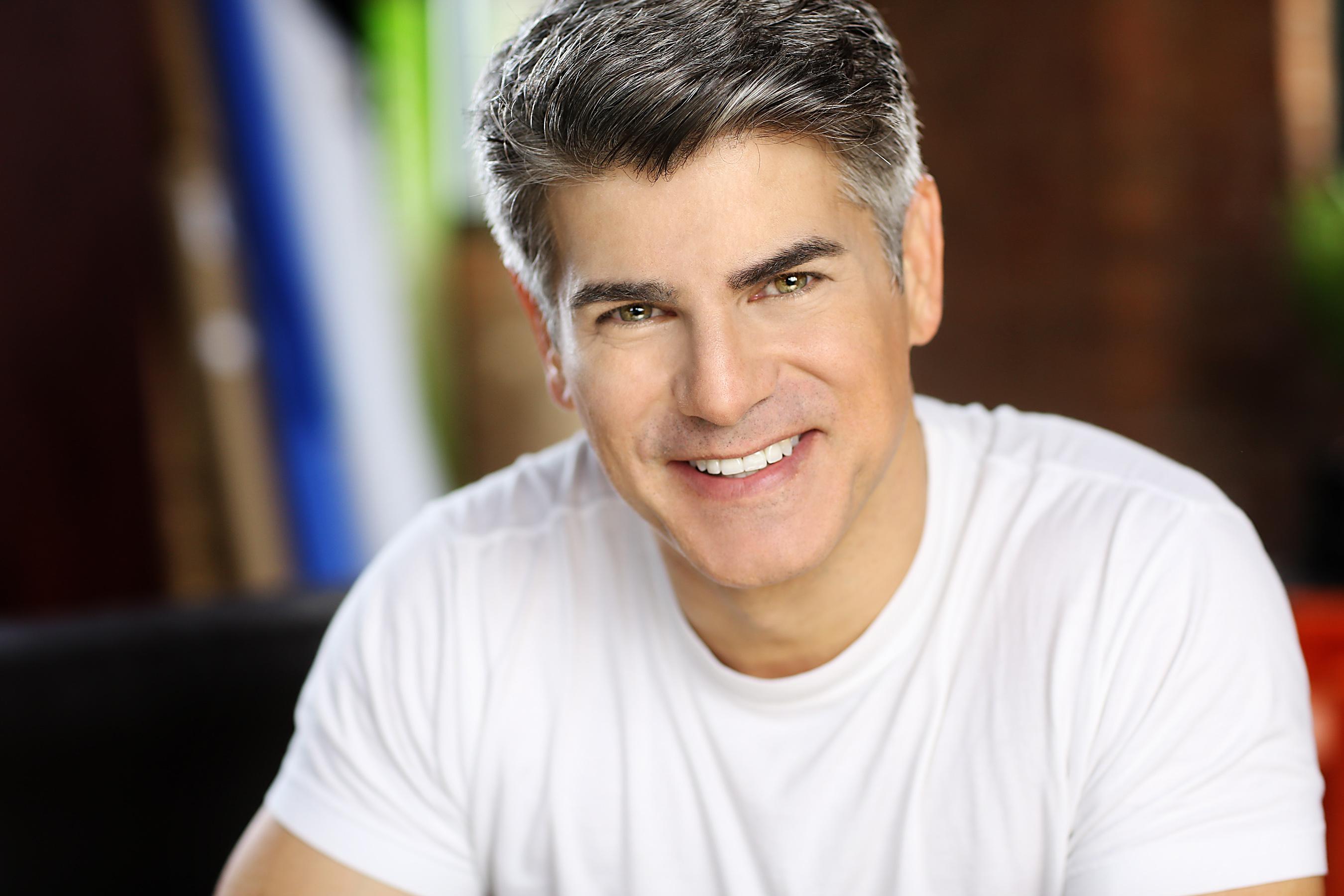 actor Roger Welp large photo