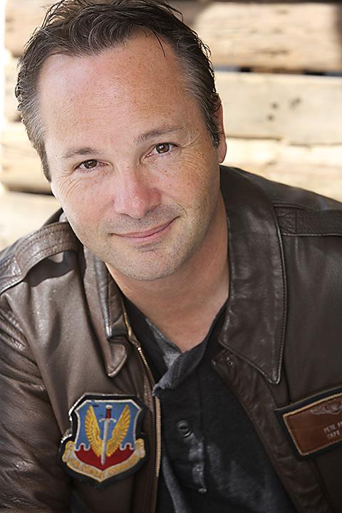 actor Pete Freeland large photo