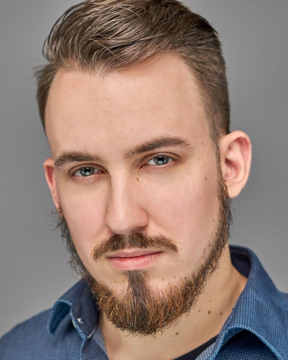 actor Jacob McGregor large photo