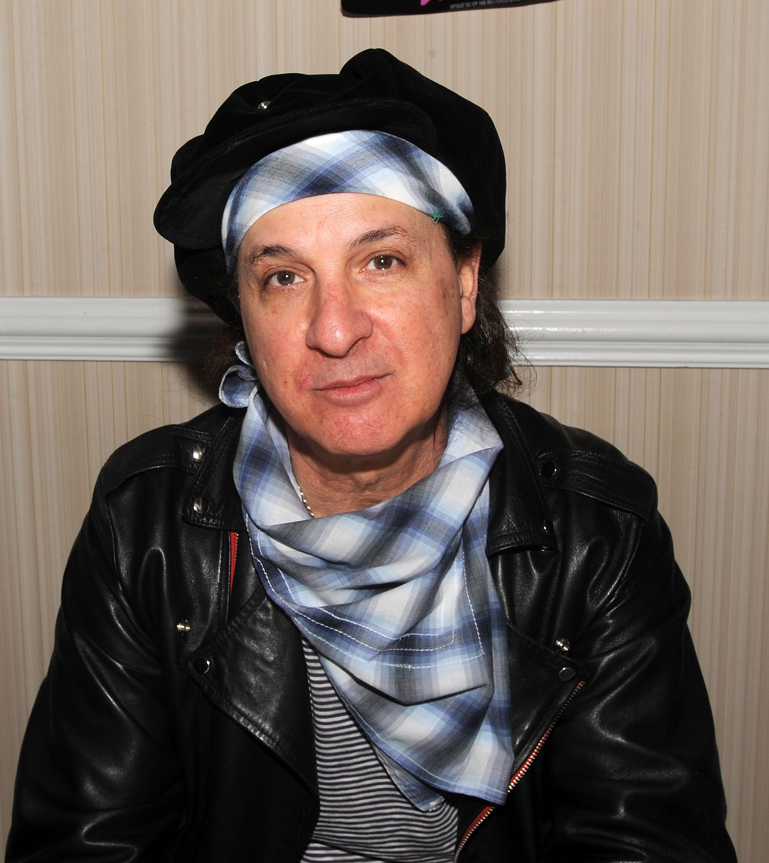 actor Sylvain Sylvain large photo