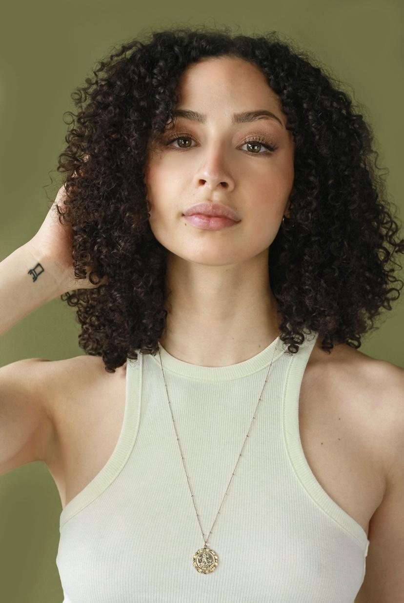 actor Daniela Sandiford large photo