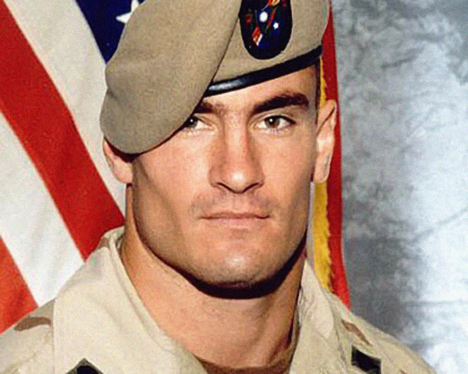 actor Pat Tillman large photo