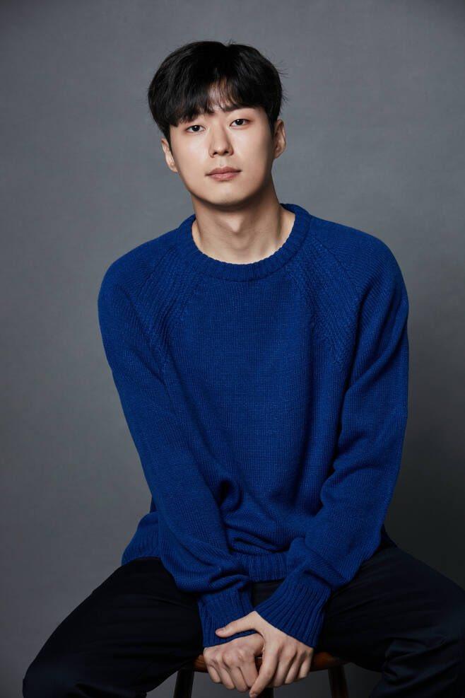 actor Ahn Dong-goo large photo