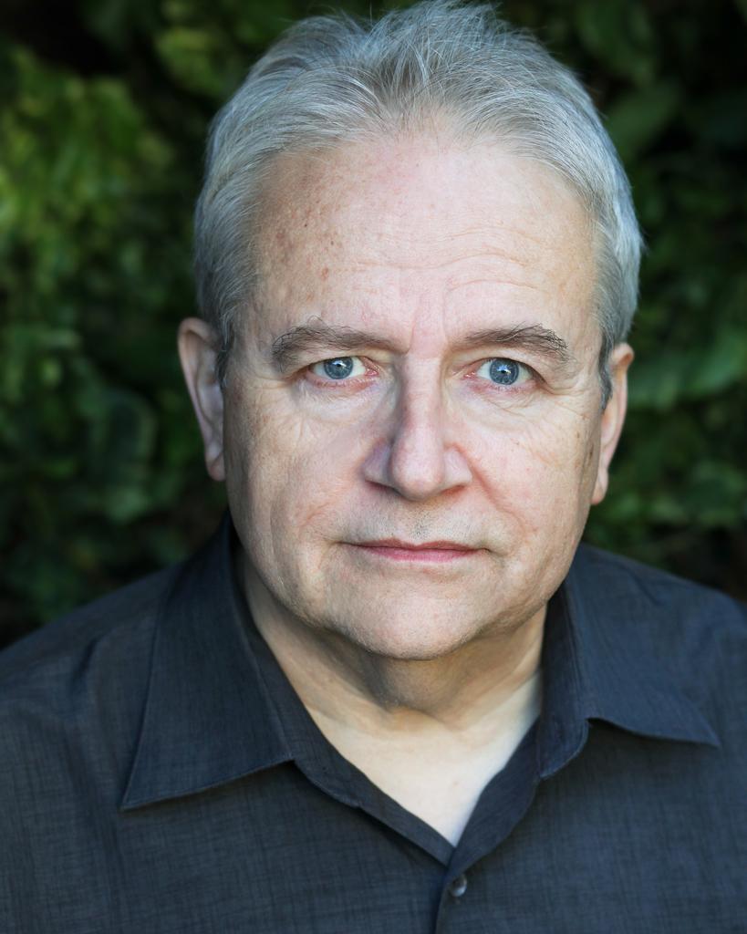 actor Kenneth Jay large photo