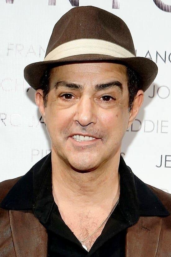 actor Victor Colicchio large photo