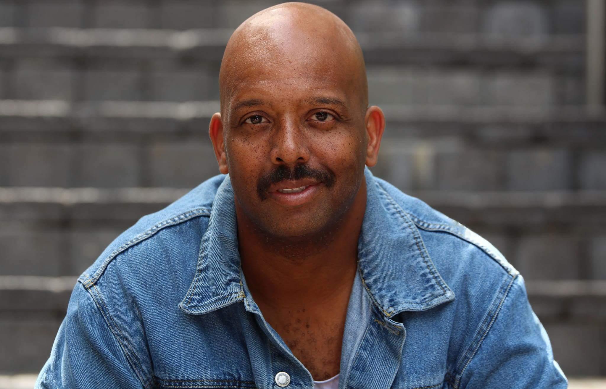 actor Walter Hendrix III large photo