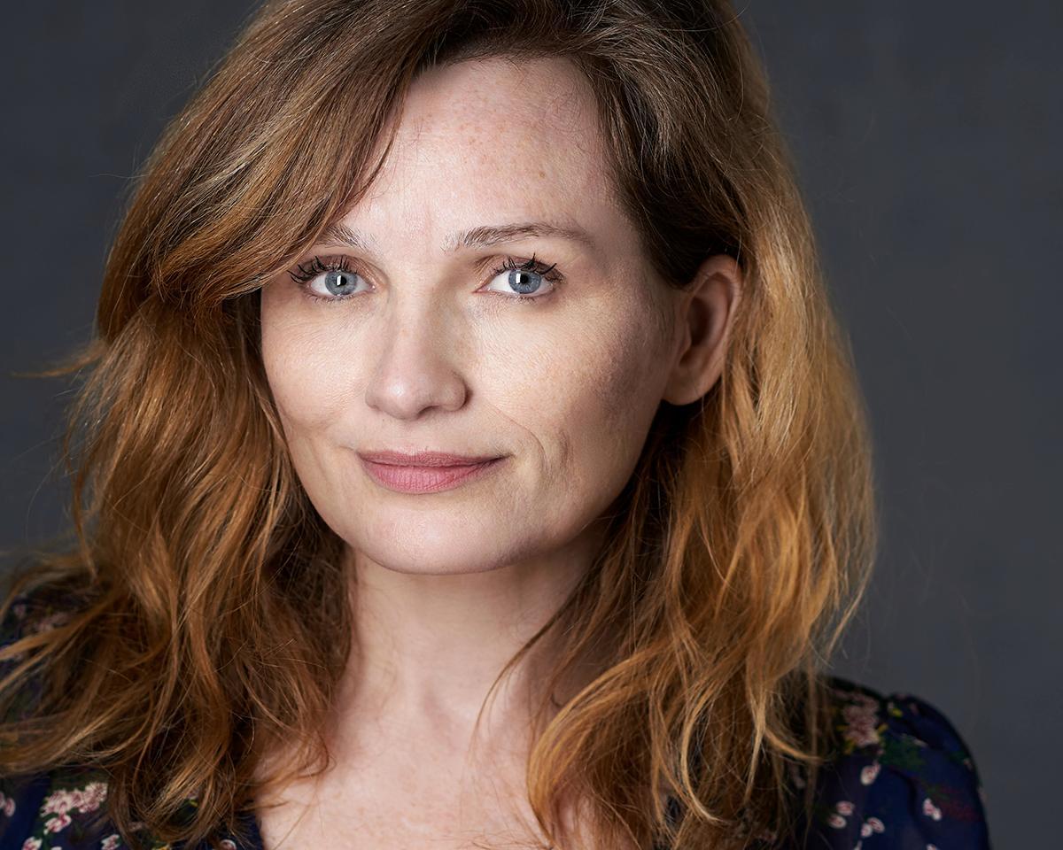 actor Amy Hoerler large photo