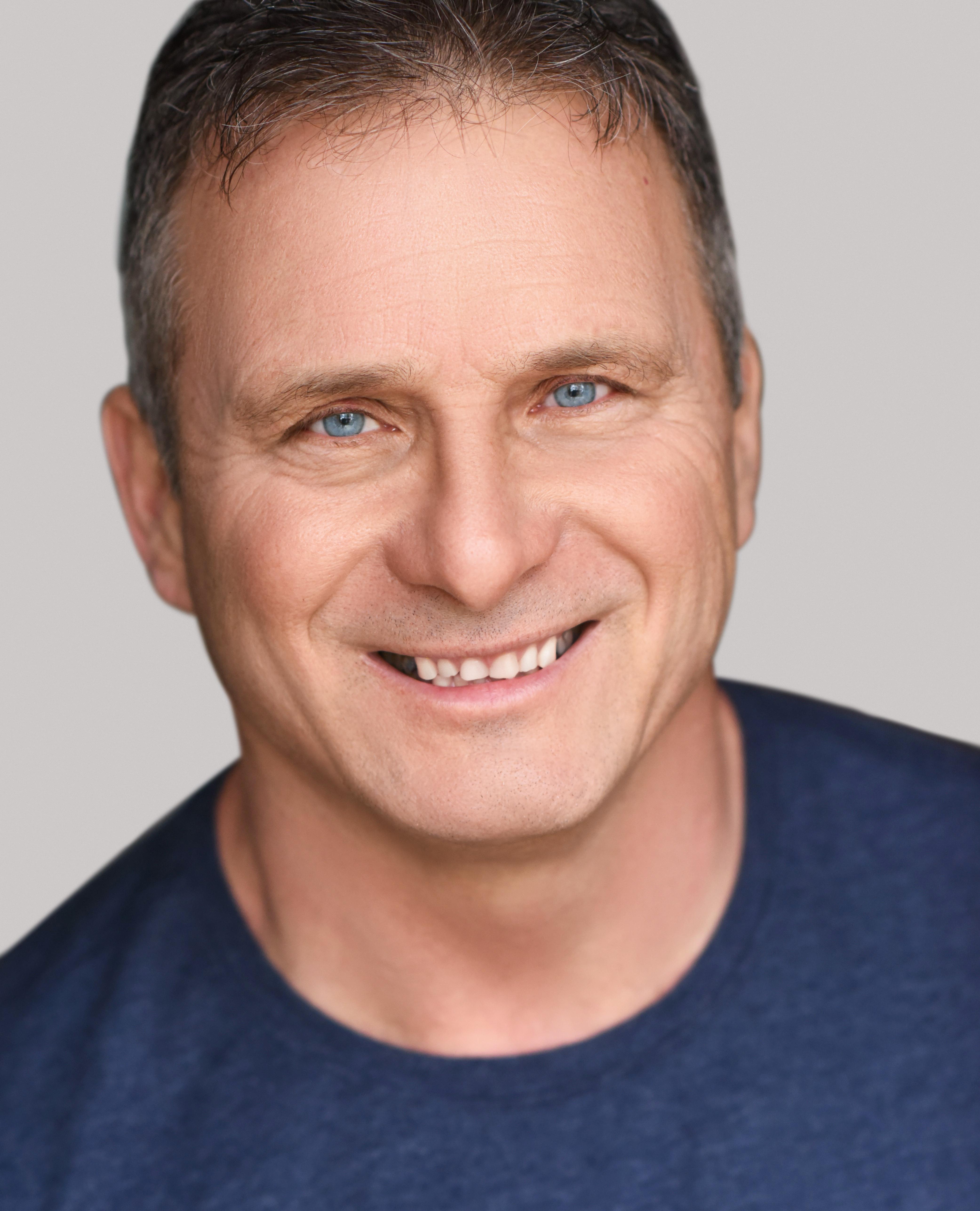 actor Bobby Bozek large photo