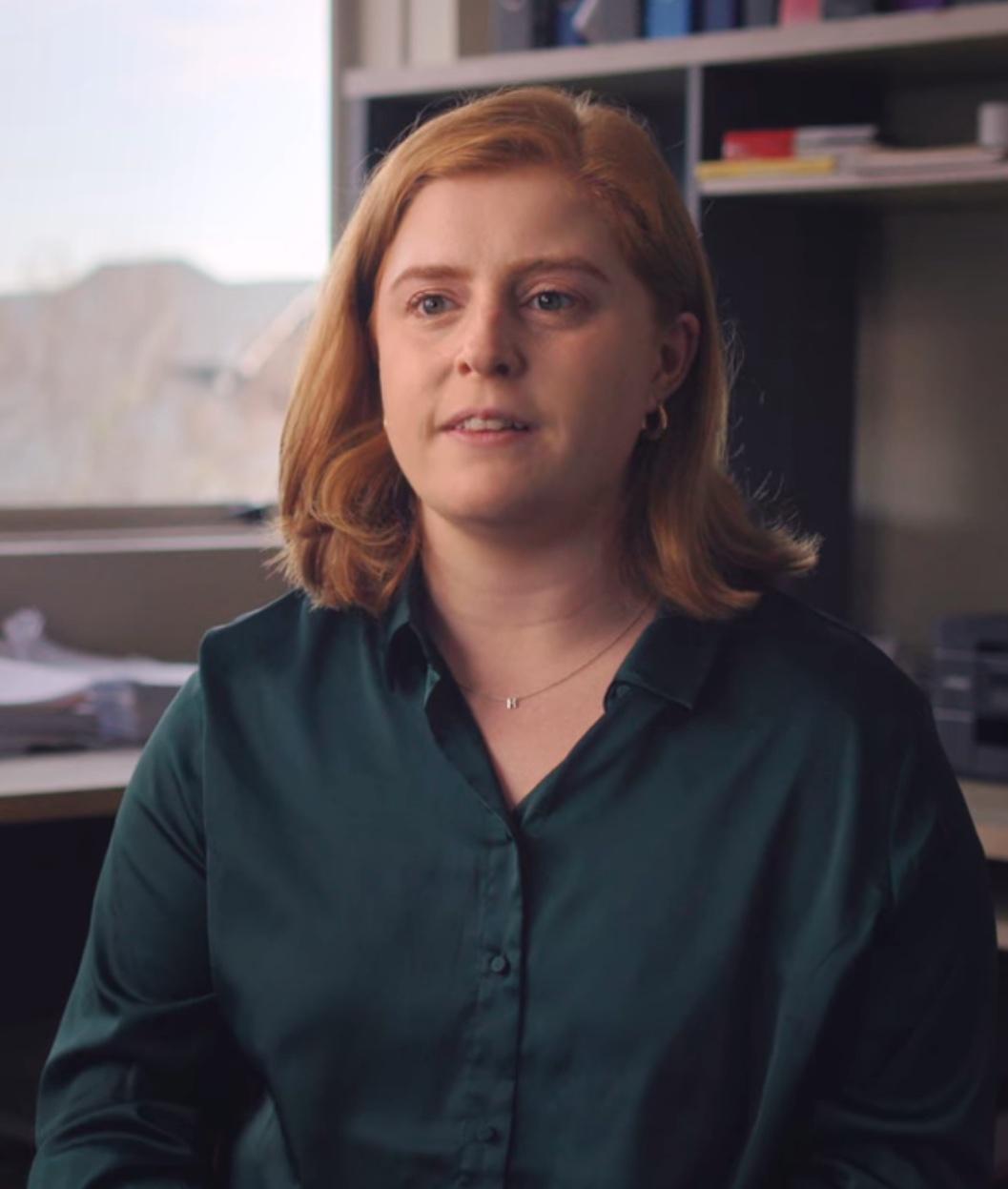 actor Hazel Osborne large photo