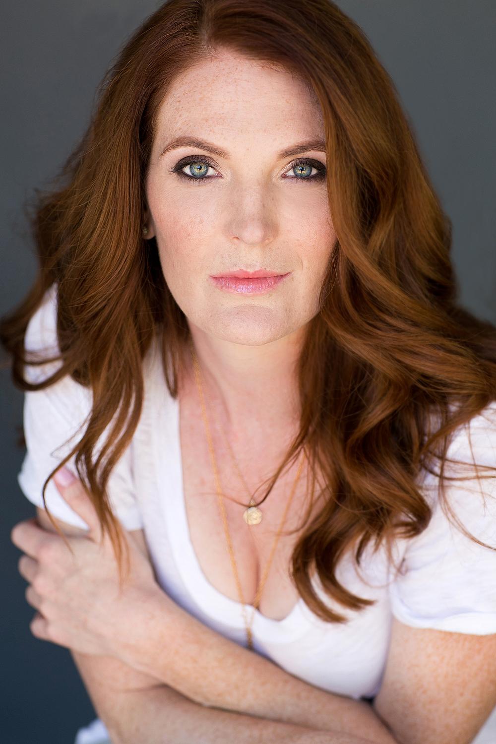 actor Rebekah Ward large photo